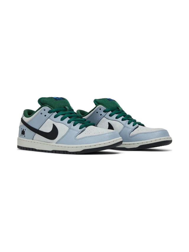 Dunk Low Premium SB 'Maple Leaf'