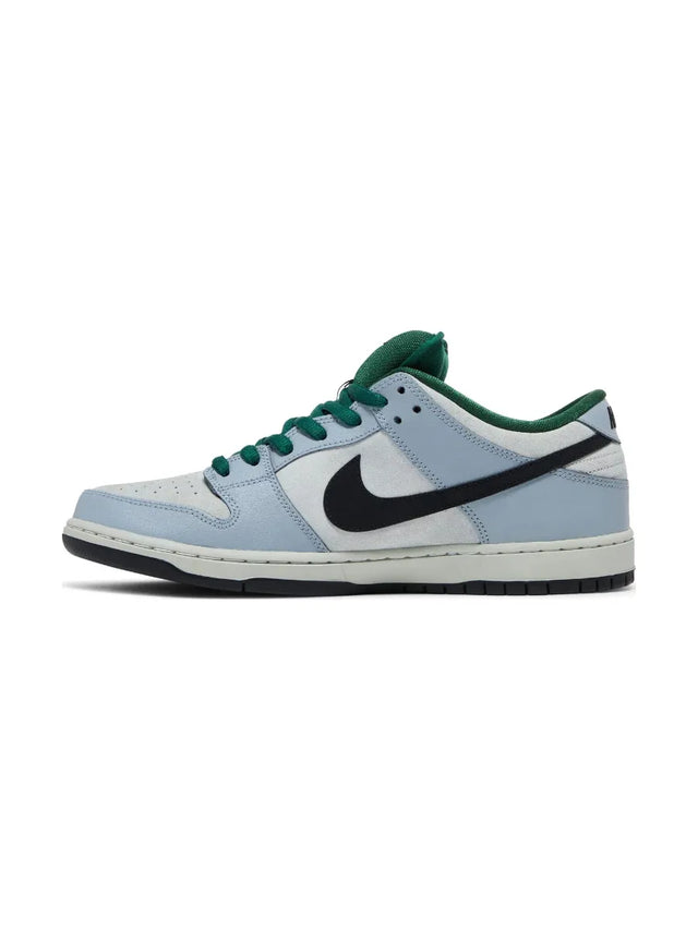 Dunk Low Premium SB 'Maple Leaf'